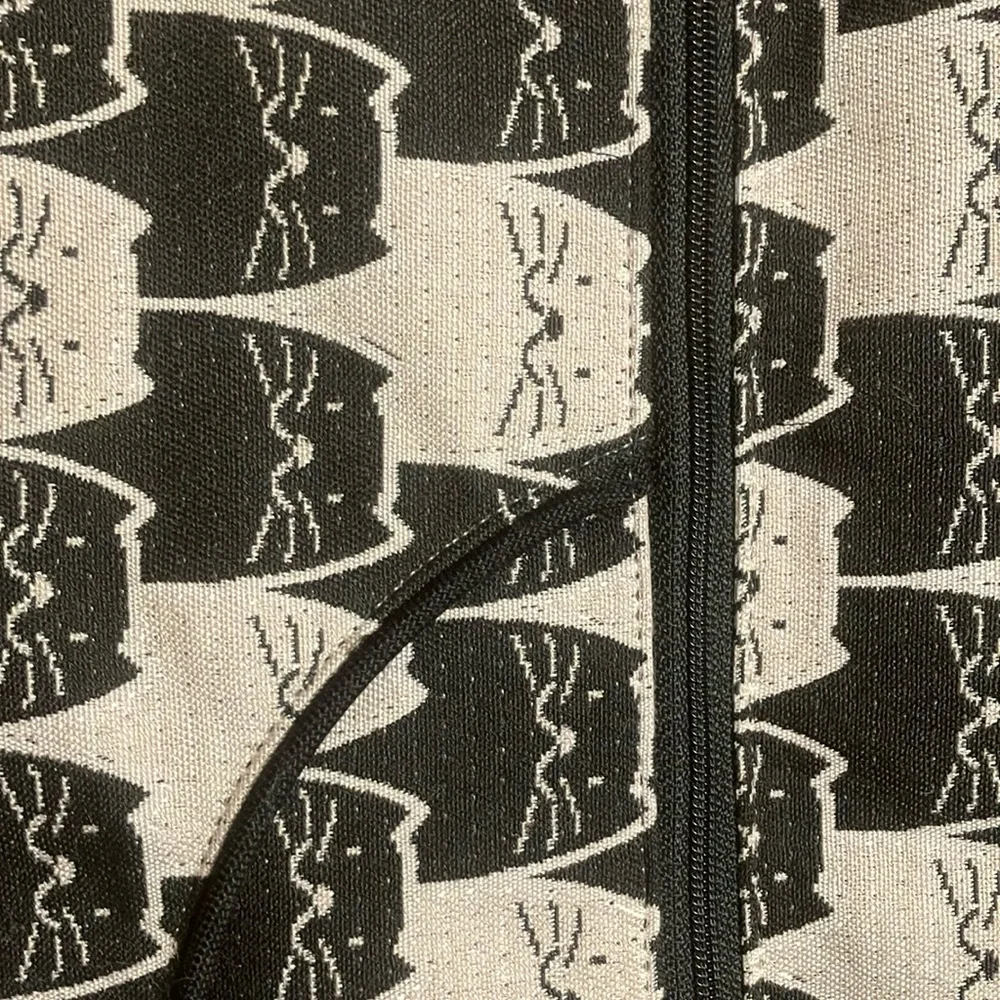 Danny K. Black and Cream Kitty Print Tote & Bonus Kitty Tumbler porcelain - Picture 9 of 11